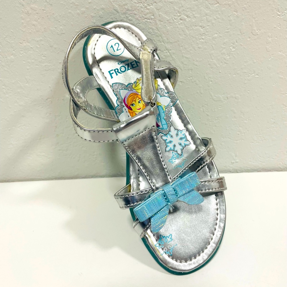 Frozen Elsa and Anna Toddler Sandals Size 6 Open Toe